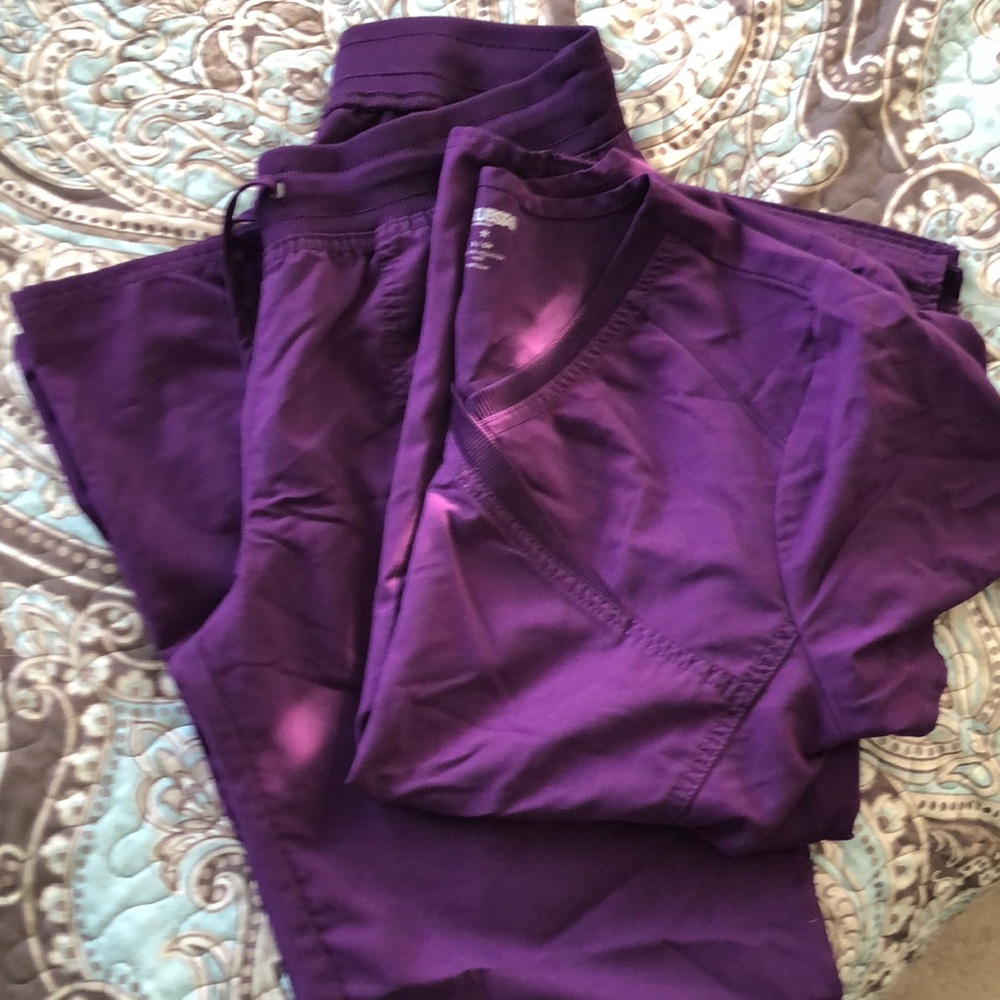 Size small scrub star scrubs